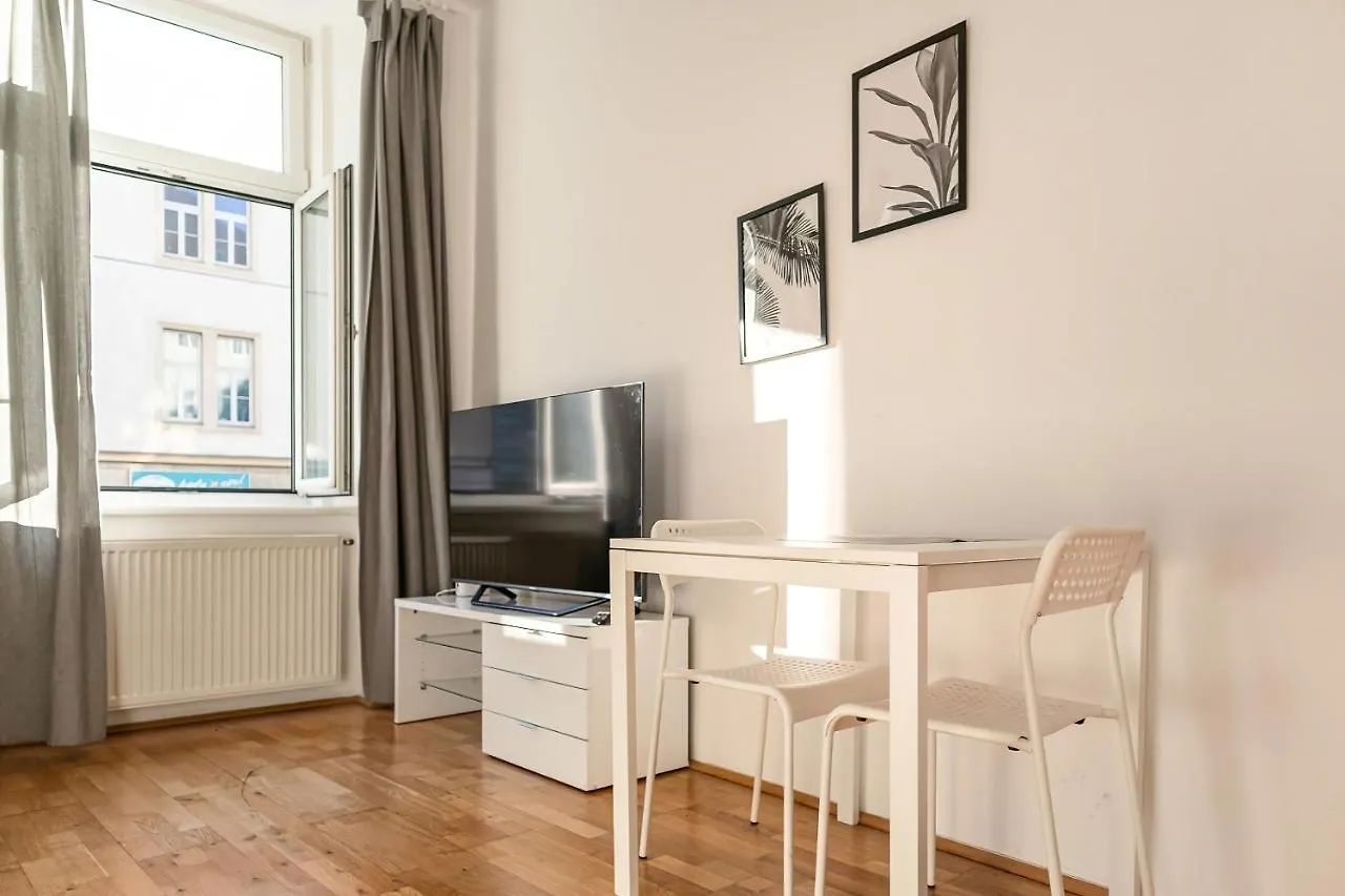 Comfortable 3Br -Belvedere -Perfect For Long Stays Viena 0*,  Austria