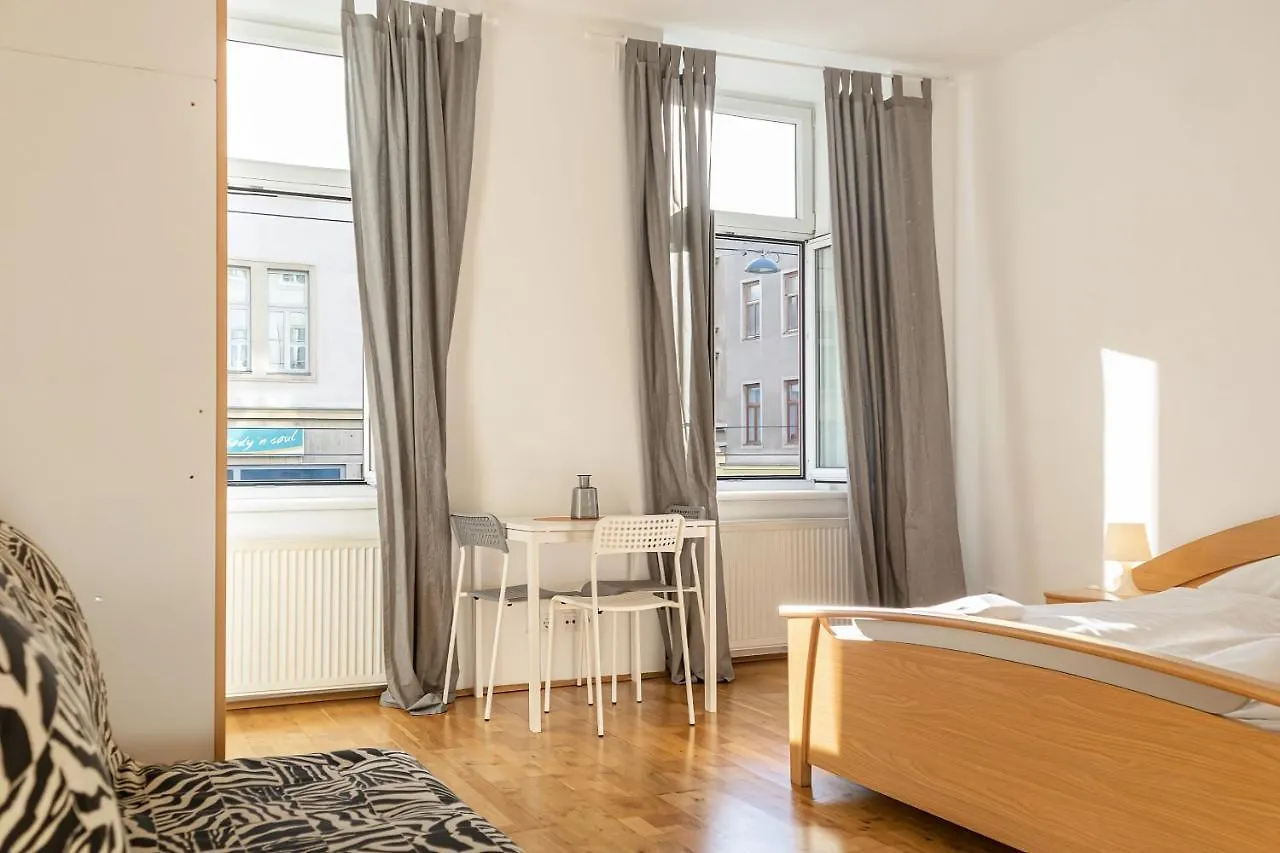 וינה Comfortable 3Br -Belvedere -Perfect For Long Stays אוסטריה